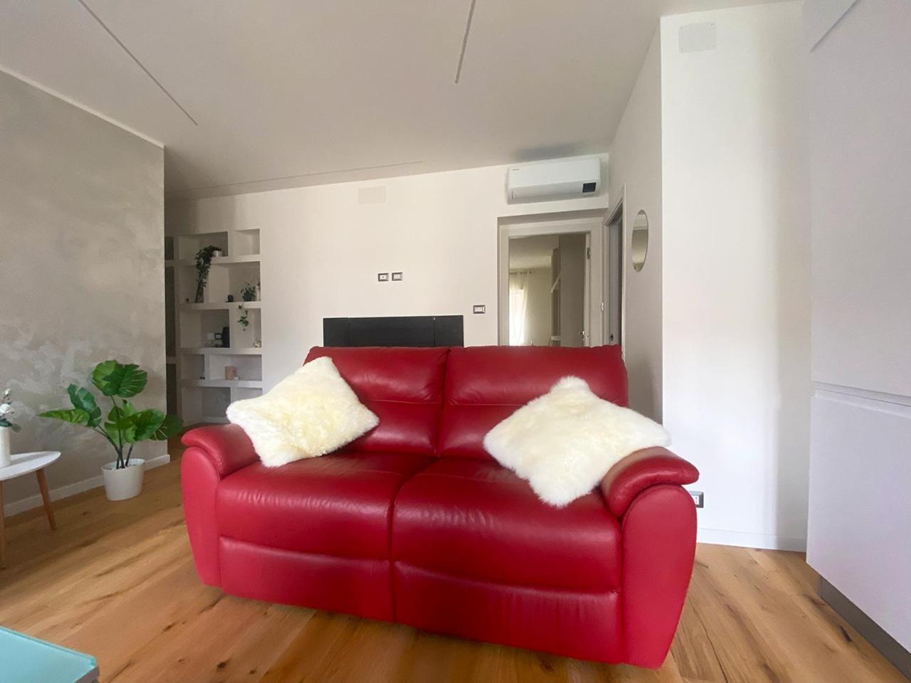 Blucavana, Casa Vacanze In Centro A Триест Экстерьер фото